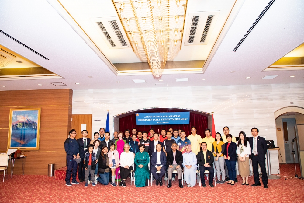 nhat ban giai bong ban huu nghi tong lanh su quan cac nuoc asean tai kansai