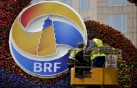 5 nam nhin lai sang kien vanh dai va con duong thach thuc va trien vong