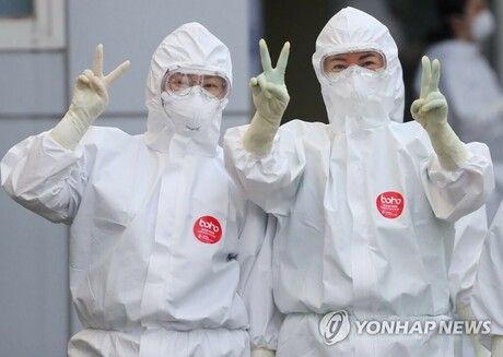 dich covid 19 han quoc duy tri so ca nhiem moi o muc thap trung quoc co them 99 ca nhiem moi