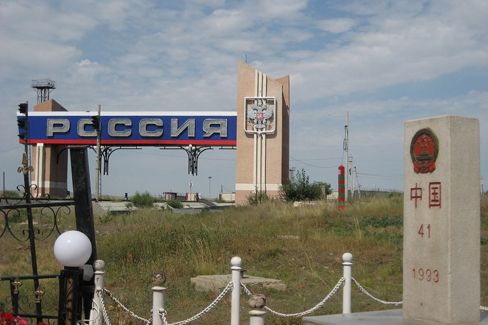 'Người anh em' Trung Quốc chặn cửa, hàng hóa Nga 'chôn chân' ở biên giới