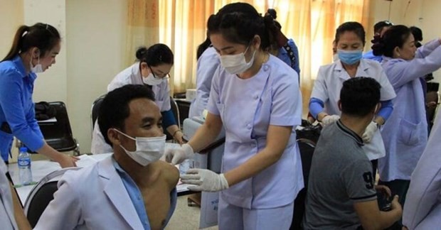 Covid-19 ở Lào: WHO cảnh báo nguy cơ số ca mắc tăng mạnh ở thủ đô, thông tin về ca nhiễm liên quan người Việt