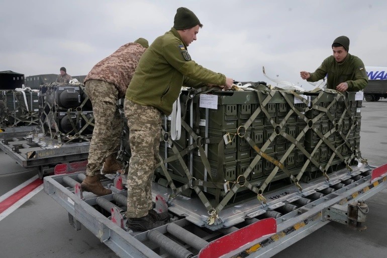 Loạt vũ khí 'đình đám' có tên trong gói viện trợ quân sự mới của Mỹ, Ukraine tự tin trước các vụ không kích?