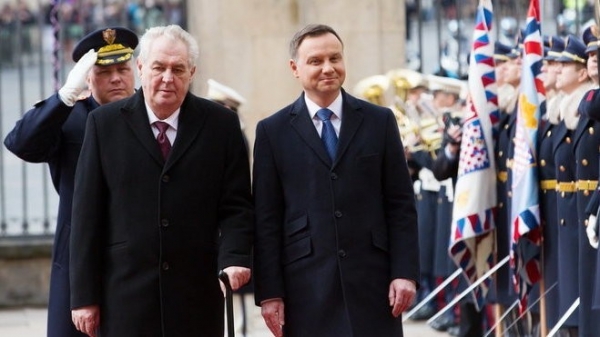 Giữa xung đột Nga Ukraine Czech tăng cường tiếp xúc cấp cao với Ba Lan coi trọng biên giới bên ngoài EU
