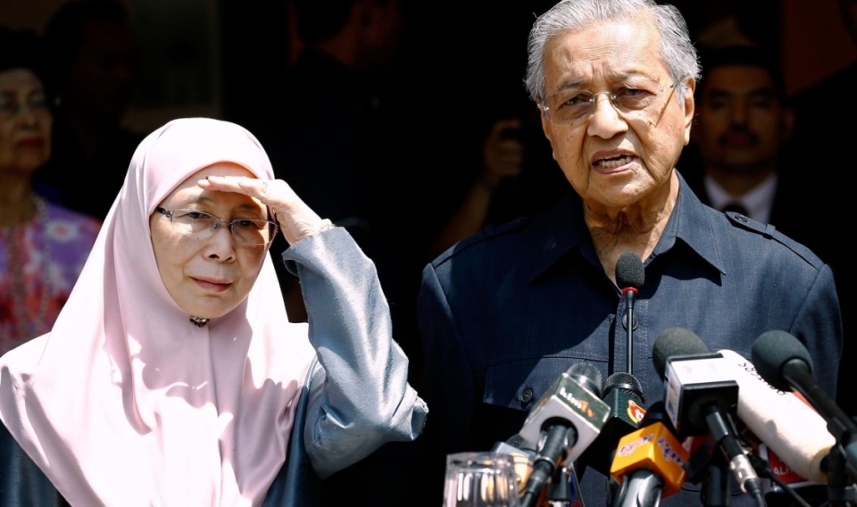 tan thu tuong malaysia se chi tai vi 1 den 2 nam