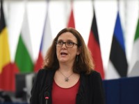 n hat ban chinh sach thue quan cua my gay ro i loa n thi truo ng toa n ca u