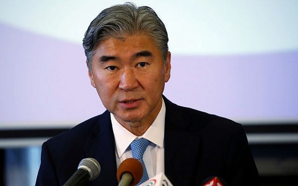 my trieu se tap trung thao luan ve chuyen dau dat hat nhan ra nuoc ngoai