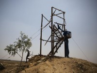 israel khong kich dap tra cac cuoc tan cong tai gaza