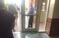 thai lan mo chien dich truy bat hung thu xa sung khien it nhat 12 nguoi thiet mang