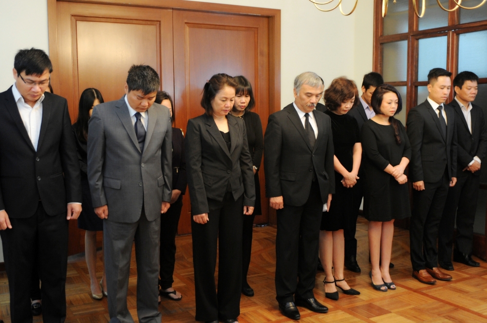 dai su quan viet nam tai mexico to chuc le vieng va mo so tang nguyen chu tich nuoc le duc anh