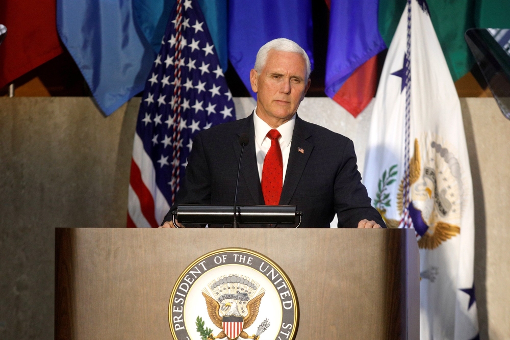 my khich le noi guong tuong tinh bao venezuela nguoi quay lung chong lai ong maduro