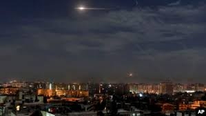 israel ban ten lua vao syria tu cao nguyen golan co nguoi thiet mang