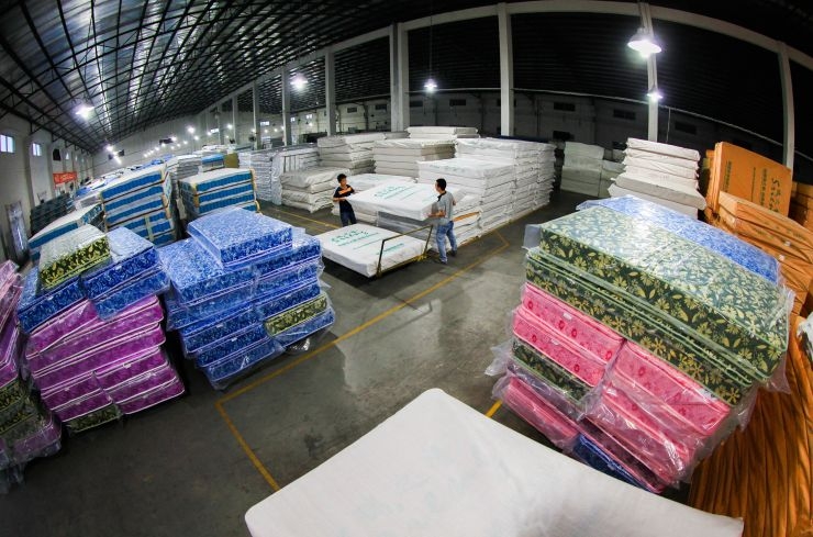 my ap thue chong ban pha gia moi voi hang trung quoc