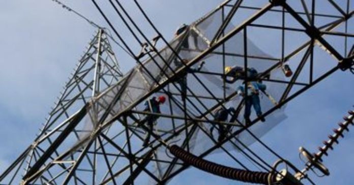 venezuela mat dien dien rong o it nhat 19 bang va thu do to cao am muu tan cong he thong dien luc quoc gia