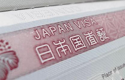 Nhật Bản gia hạn lưu trú cho người nước ngoài vì dịch Covid-19