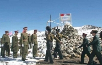 cheo lai mot an do tao bao hon thu tuong modi doi mau chinh sach can du toan cau