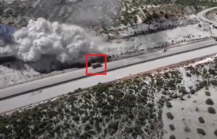 doan xe quan su tho nhi ky bi tan cong o mien bac syria da co binh si thiet mang