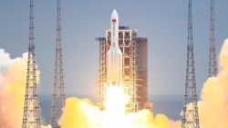 Nguy cơ rơi mảnh vỡ tên lửa Trung Quốc: Hàn-Mỹ thảo luận cách ứng phó, Washington có định bắn hạ?