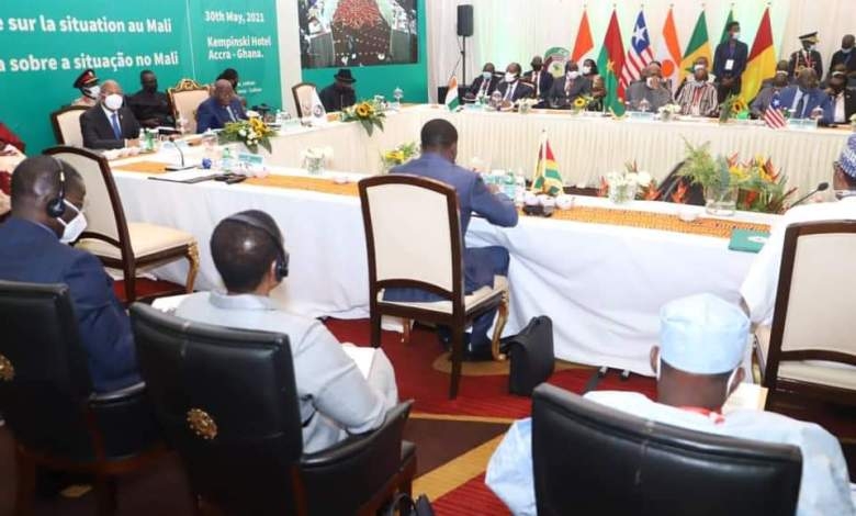 Đảo chính ở Mali: Các lãnh đạo Tây Phi họp bất thường, đình chỉ tư cách thành viên của Mali ở ECOWAS. (Nguồn: Asaase Radio) Đảo chính ở Mali: Các lãnh đạo Tây Phi họp bất thường, đình chỉ tư cách thành viên của Mali ở ECOWAS. (Nguồn: Asaase Radio)