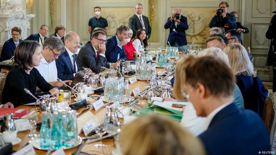 Thủ tướng Đức nói Tổng thống Putin hoàn toàn tính toán sai, Berlin tung chiêu 'dụ dỗ' người Nga