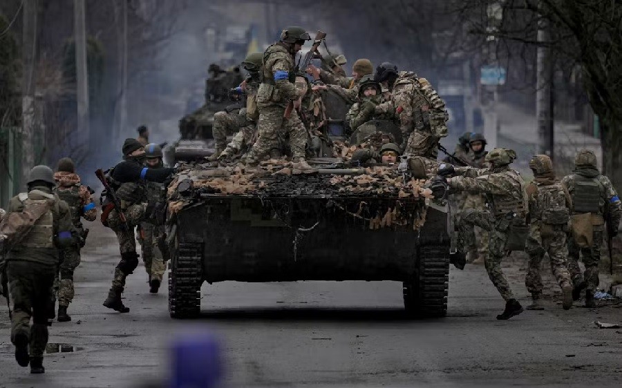 Nga tuyên bố sự thật lịch sử đứng về phía Moscow, sẽ không 'chạy theo thời hạn chót' ở Ukraine. (Nguồn: AP)
