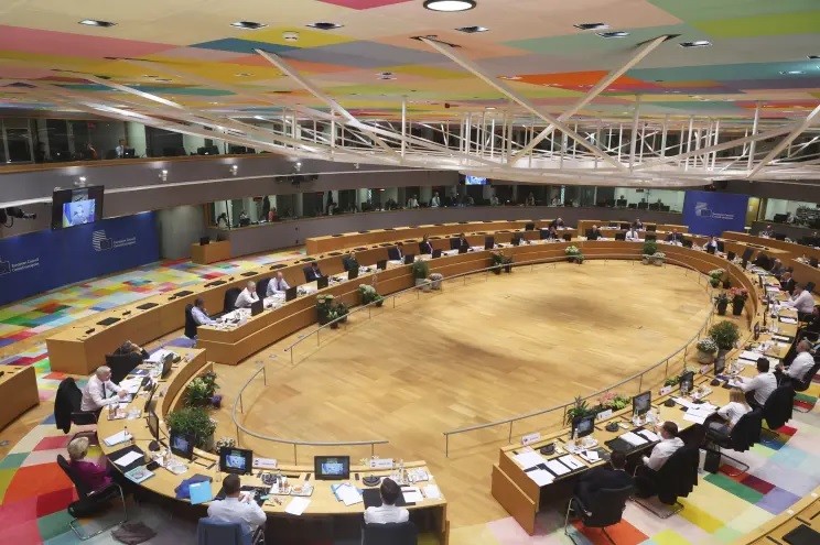 Hối thúc EU ngừng tranh cãi, Ukraine tỏ thất vọng một điều. (Nguồn: AP) Hối thúc EU ngừng tranh cãi, Ukraine tỏ thất vọng một điều. (Nguồn: AP)