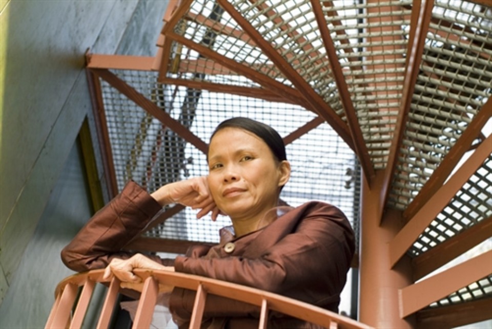 tieng vong tu nhung canh dong