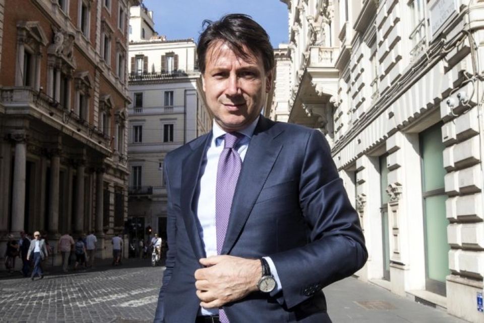 luat su giuseppe conte quay tro lai cuong vi thu tuong lam thoi italy