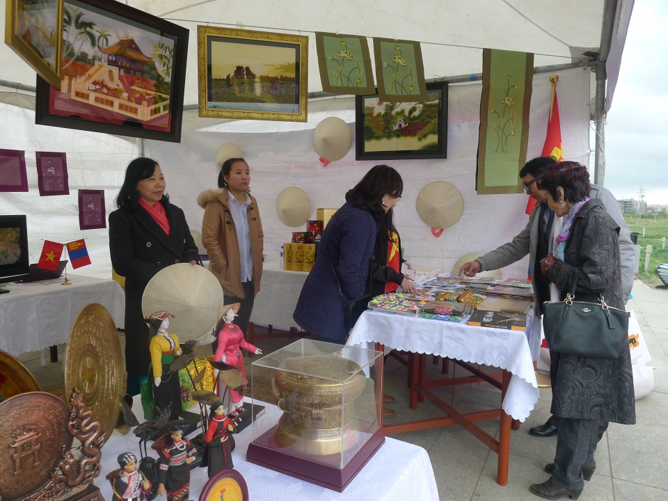 viet nam tham gia trien lam du lich tai ulan bator