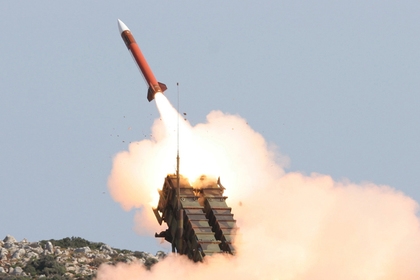 my va canada nghien cuu ke hoach chong lai moi de doa ten lua tu nga