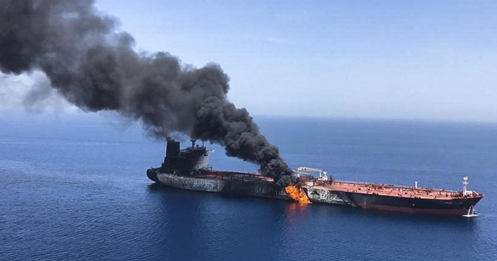 sau su co tau cho dau an do trien khai 2 tau hai quan den vinh oman