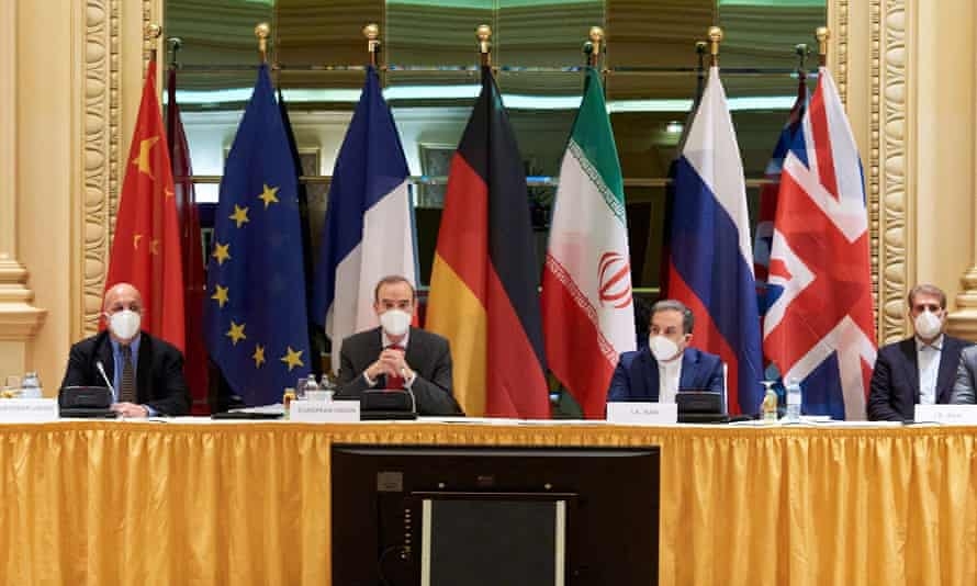 Hạt nhân Iran: Đàm phán bị hoãn, đại diện 7 quốc gia về nước tham vấn, Israel cảnh báo 'hồi chuông cảnh tình cuối cùng'. (Nguồn: Shutterstock)