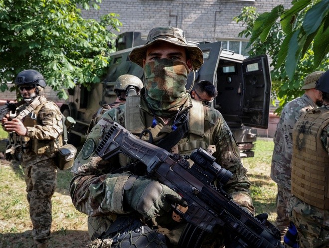 Ukraine tự tin tuyên bố 'đấu tay đôi' với Nga ở Severodonets. (Nguồn: Reuters)