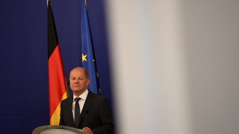 Trước tin Thủ tướng Đức có thể tới thăm, Ukraine tranh thủ gửi hy vọng: hãy mang đến viện trợ quân sự, ủng hộ gia nhập EU. (Nguồn: EPA-EFE)