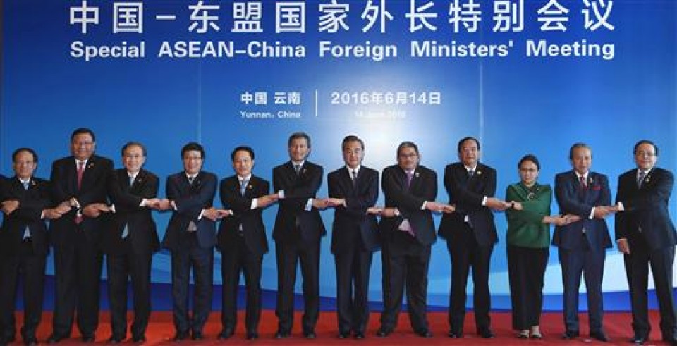 doan ket se giu duoc vai tro trung tam