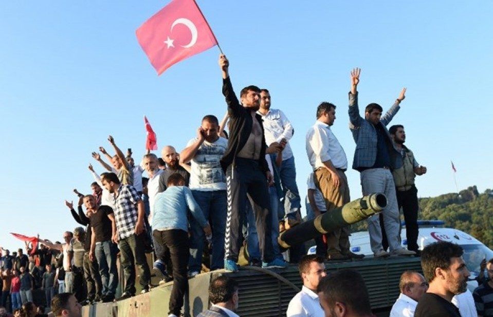 tho nhi ky van nong sau dao chinh