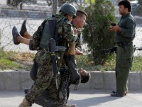 afghanistan taliban tan cong rocket nham vao phu tong thong