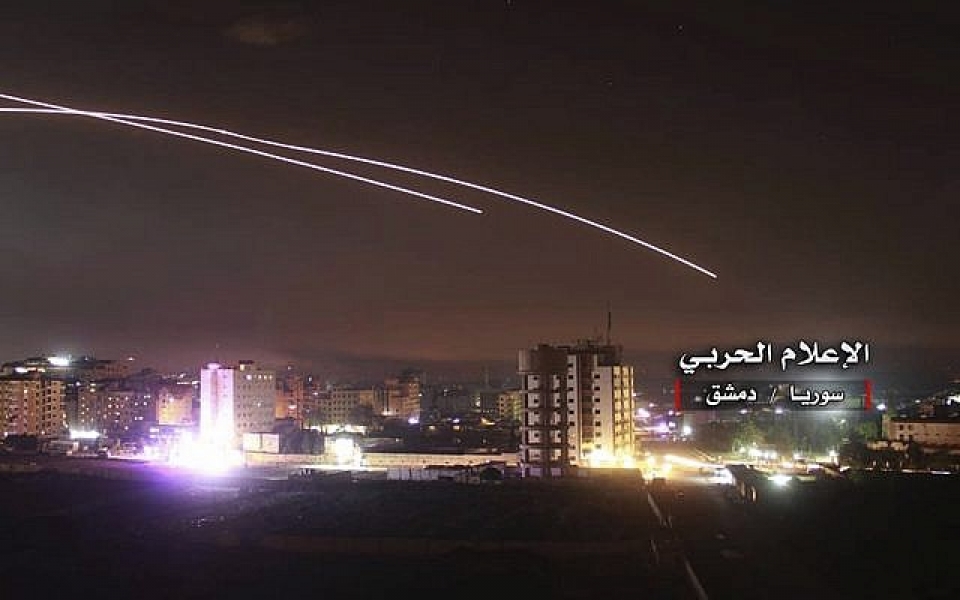 syria israel khong kich dia diem quan su o thanh pho misyaf