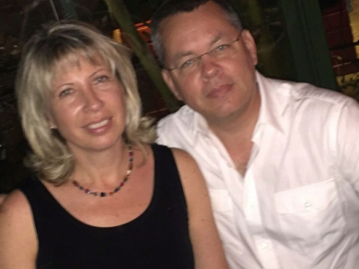 tong thong my dung twitter de doa trung phat tho nhi ky