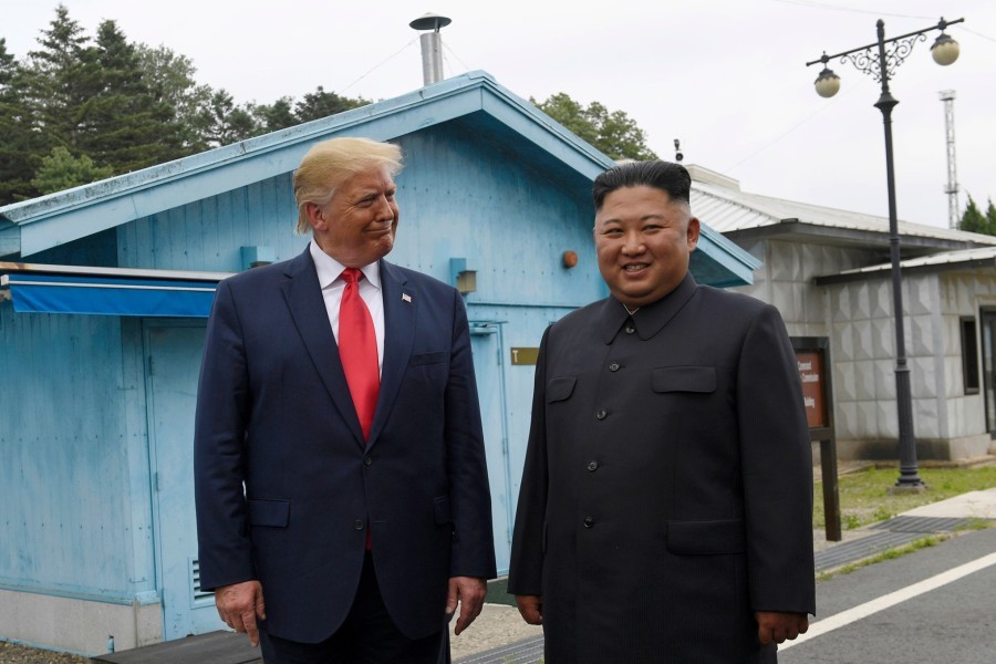kcna cuoc gap cua tong thong trump va nha lanh dao kim jong un la lich su va dang kinh ngac