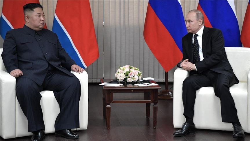 trieu tien phat hanh tem ky niem cuoc gap thuong dinh nga trieu