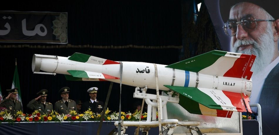 iran canh bao cac can cu cua my nam trong tam ban ten lua