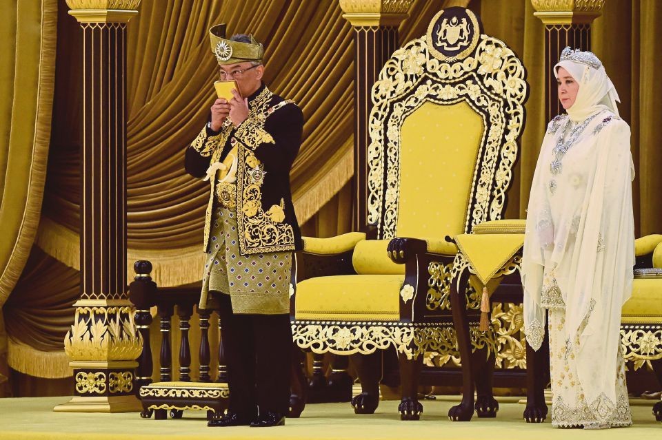 Lễ đăng quang chính thức của Quốc vương thứ 16 Malaysia le dang quang chinh thuc cua quoc vuong thu 16 malaysia