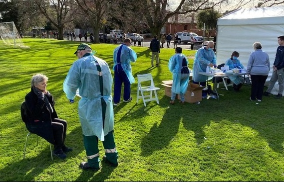 dich covid19 australia phong toa thanh pho melbourne lieu phap dieu tri bang huyet tuong co han che lon