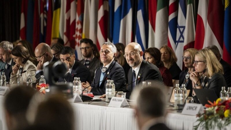 Hội nghị tái thiết Ukraine: Ra tuyên bố Lugano, hàng chục quốc gia cam kết hỗ trợ