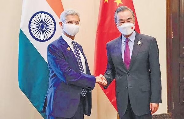Ngoại trưởng Ấn Độ, Trung Quốc gặp nhau bên lề Hội nghị G20, nhất trí cần duy trì liên lạc về vấn đề biên giới