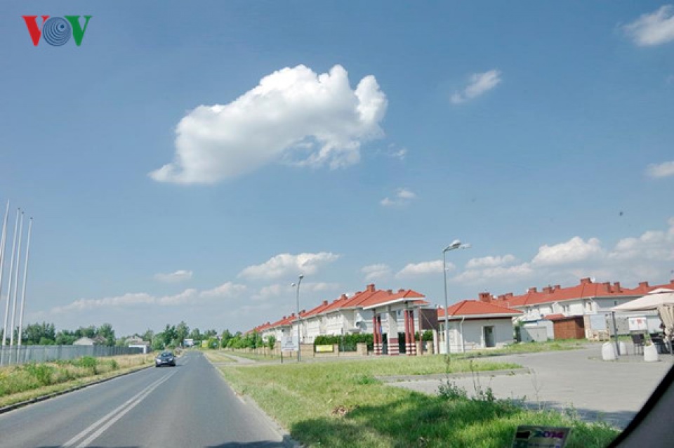 cho nguoi viet tai warsawa thu do cua ba lan