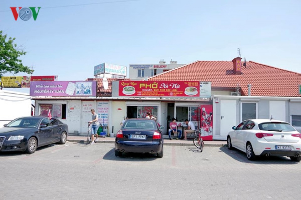 cho nguoi viet tai warsawa thu do cua ba lan