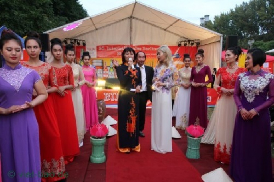 khai mac gian hang viet nam tai lien hoan bia quoc te lan thu 20