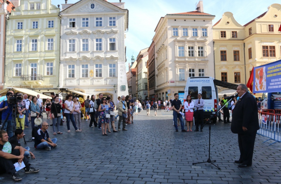 mittinh tai sec ung ho phan quyet cua toa trong tai ve bien dong