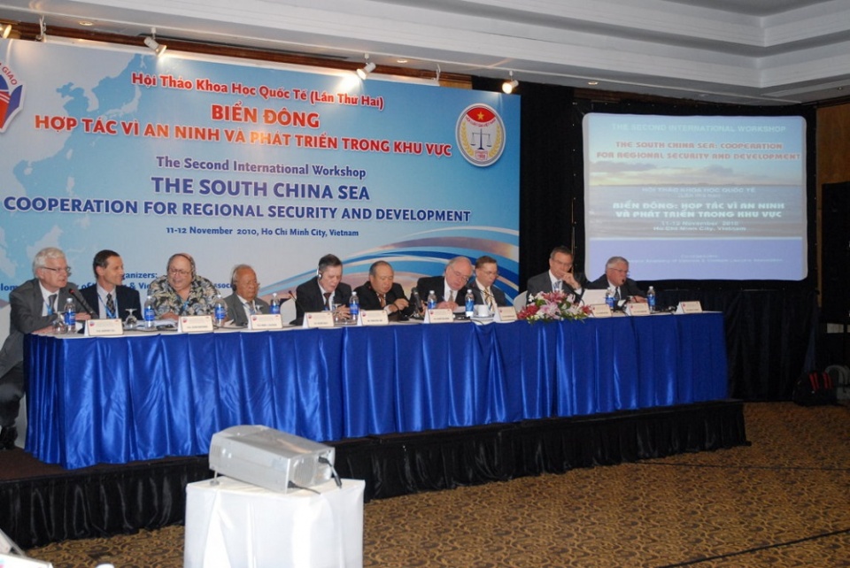 ngoai giao hoc thuat de bao ve chu quyen bien dao